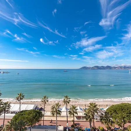 Wonderful Sea View Miramar By Vaneau Cannes